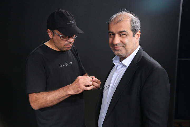 زیر پوست مجلس