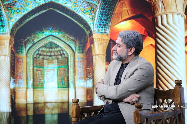 چارده؛ گفت و گو با شاعر  " علیرضا قزوه "