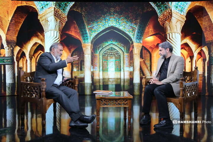 چارده؛ گفت و گو با شاعر  " علیرضا قزوه "