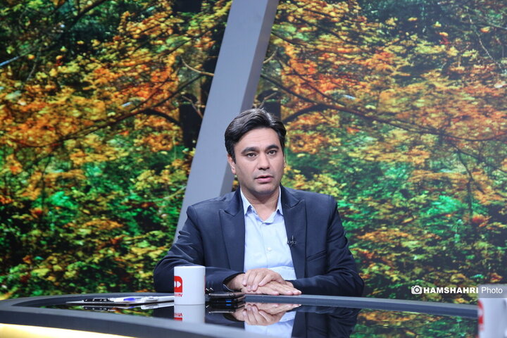برنامه سرزمین من و گفتگو با سید مصطفی فاطمی