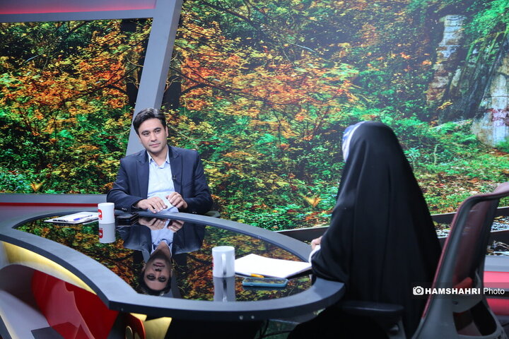برنامه سرزمین من و گفتگو با سید مصطفی فاطمی