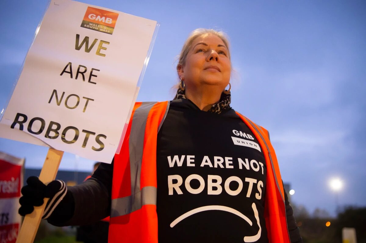 ۱۰ نکته جالب درباره جمعه سیاه ؛ بلک فرایدی در آمریکا تلفات می‌دهد!