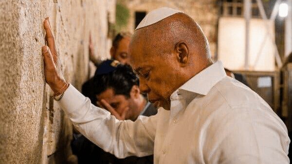 اعتراف مقابل «دیوار ندبه» + ویدئو | در تمام دوران شهرداری در خدمت رژیم بودم!