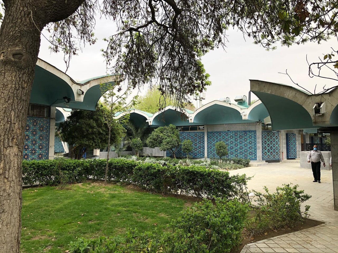 کتابخانه‌های عمومی که با آجرهایشان سخن می‌گویند