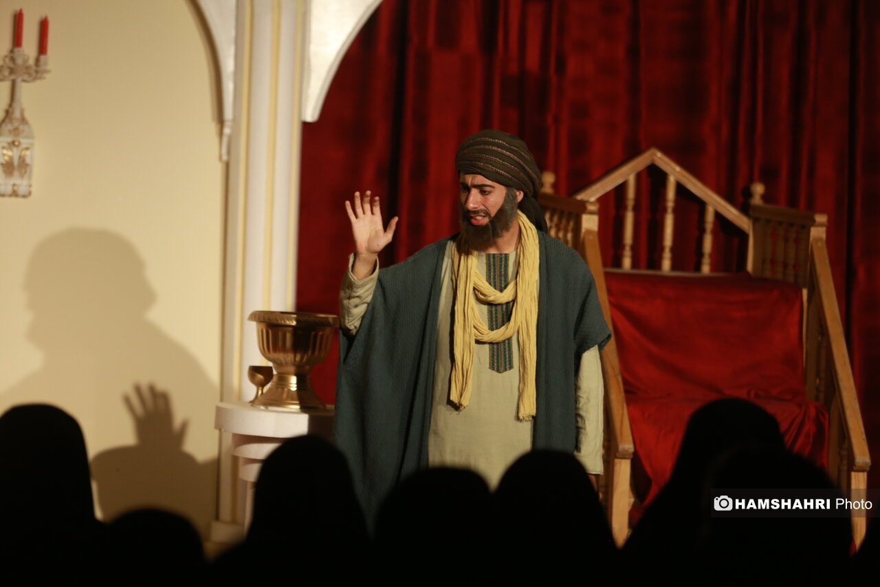 اجرای نمایشواره «بانوی بی‌نشان» در فرهنگسرای خاوران