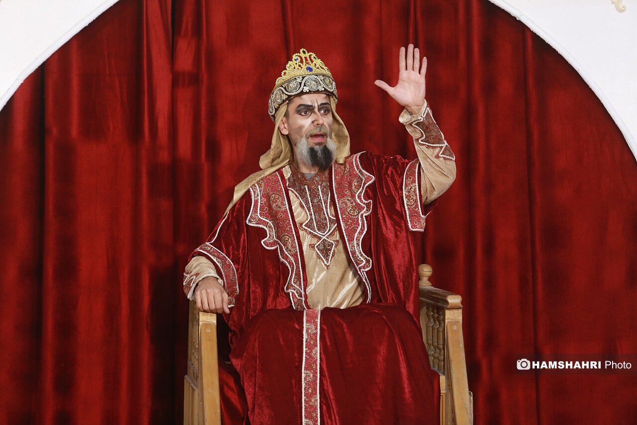 اجرای نمایشواره «بانوی بی‌نشان» در فرهنگسرای خاوران