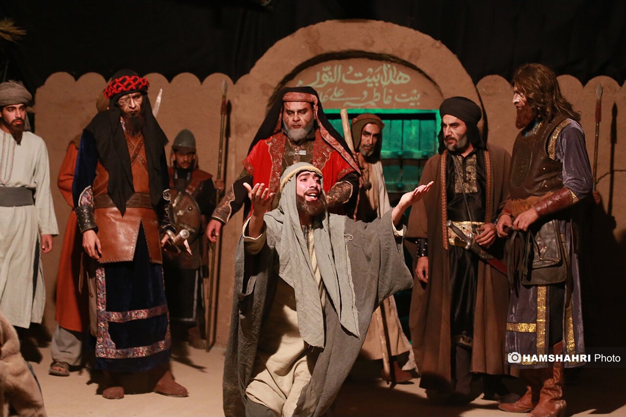 اجرای نمایشواره «بانوی بی‌نشان» در فرهنگسرای خاوران