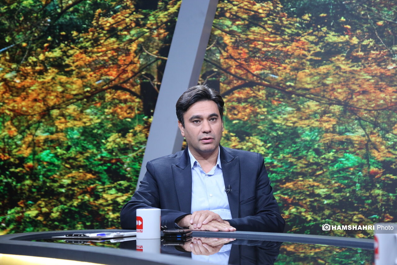 برنامه سرزمین من و گفتگو با سید مصطفی فاطمی