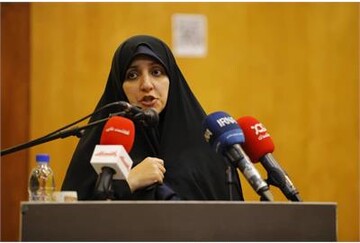 گفت‌وگوی زهرا بهروزآذر  با زنان بازداشت‌شده ناآرامی‌های اخیر