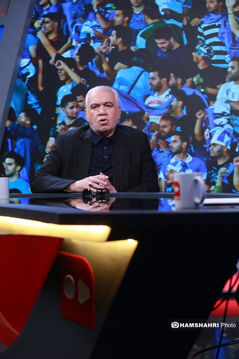 گفتگوی تماشاگر؛ با علی فتح الله زاده