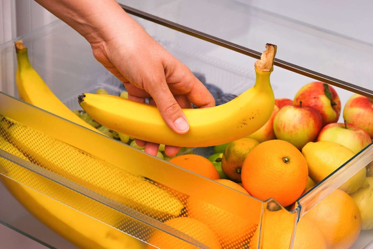 زمان ماندگاری انواع میوهها در یخچال و فریزر چقدر است؟