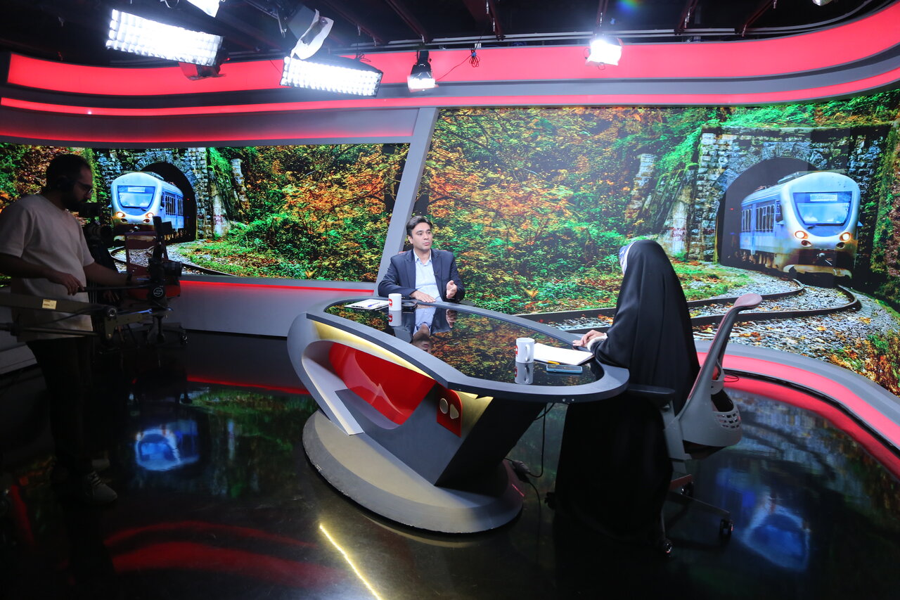 تعریف مسیرهای جدید برای قطارهای گردشگری | قطار شیرگاه دائمی شد | برنامه ریزی برای آینده گردشگری ریلی