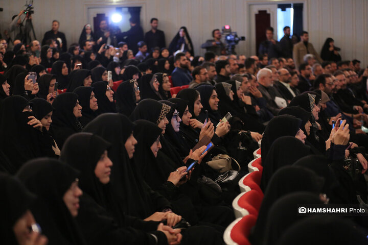 رونمایی از تقریظ‌های جدید رهبر معظم انقلاب بر کتب نویسندگان زن جهاد و مقاومت