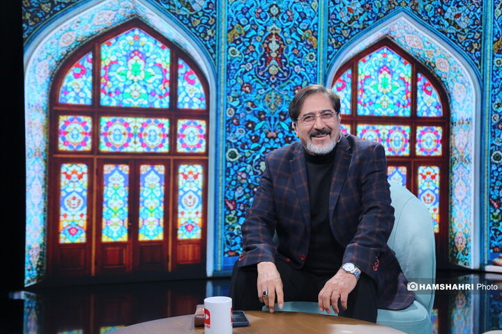 برنامه مخاطب خاص مصاحبه با حسام الدین سراج