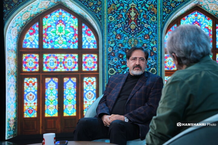 برنامه مخاطب خاص مصاحبه با حسام الدین سراج