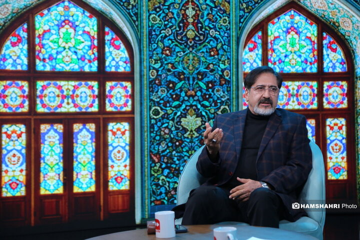 برنامه مخاطب خاص مصاحبه با حسام الدین سراج