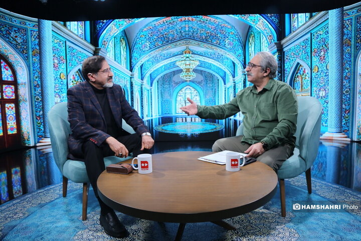 برنامه مخاطب خاص مصاحبه با حسام الدین سراج