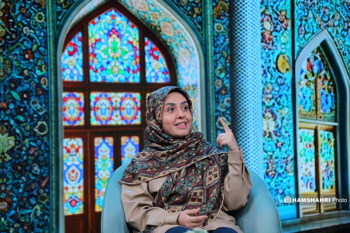 برنامه مخاطب خاص مصاحبه با حسام الدین سراج