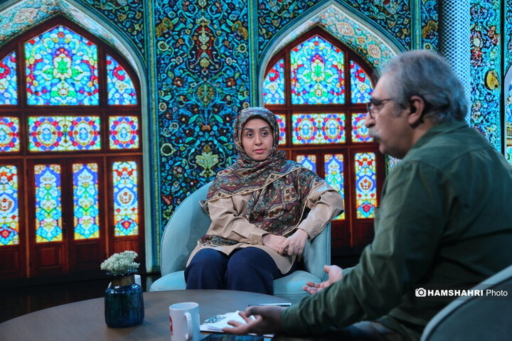 برنامه مخاطب خاص مصاحبه با حسام الدین سراج