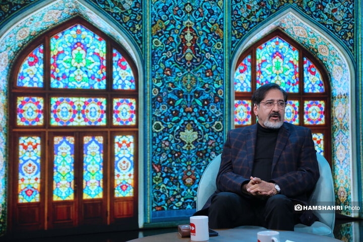 برنامه مخاطب خاص مصاحبه با حسام الدین سراج