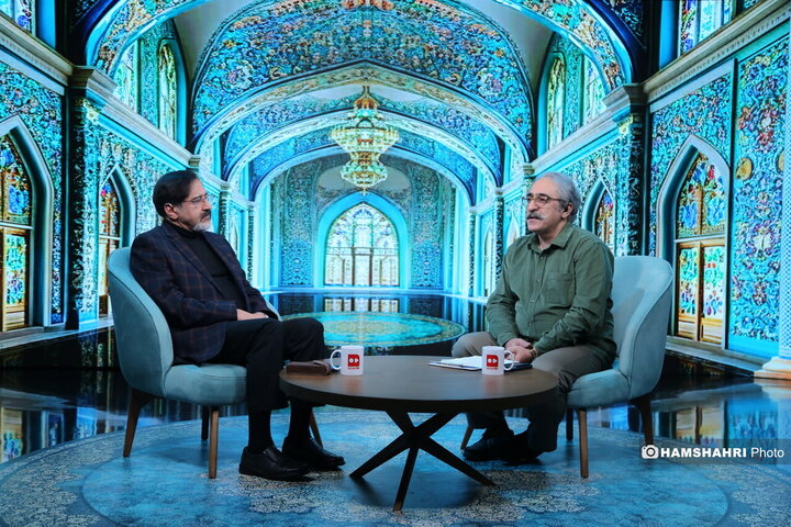 برنامه مخاطب خاص مصاحبه با حسام الدین سراج