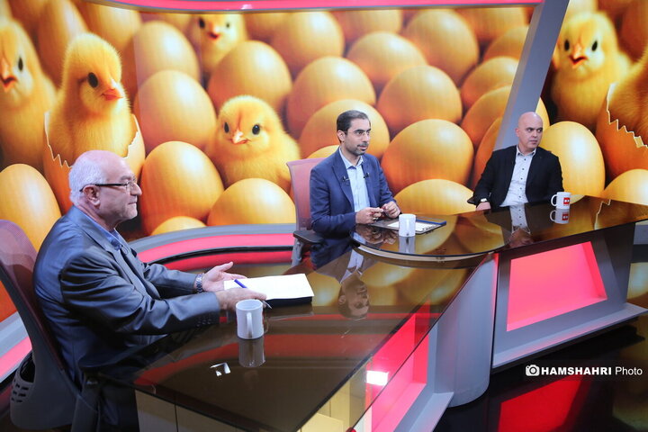 میزگرد اقتصادی با موضوع قیمت تخم مرغ