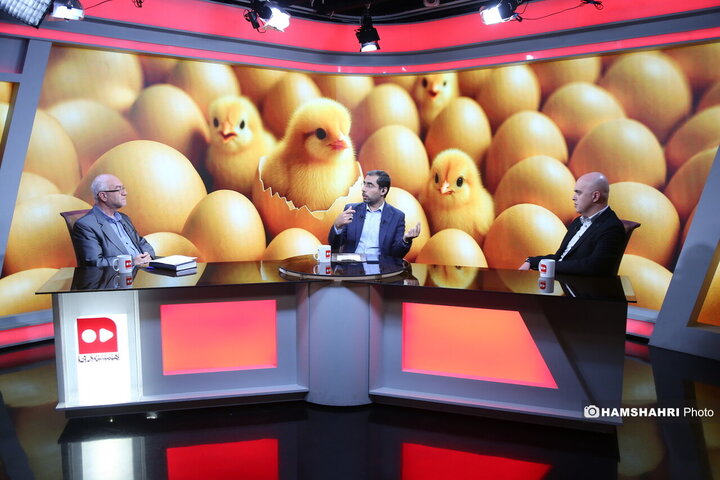 میزگرد اقتصادی با موضوع قیمت تخم مرغ