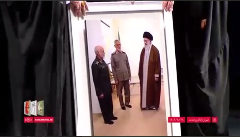 انتشار برای نخستین بار؛ تصویر دیدار سپهبد رشید با رهبر انقلاب | ویدئو