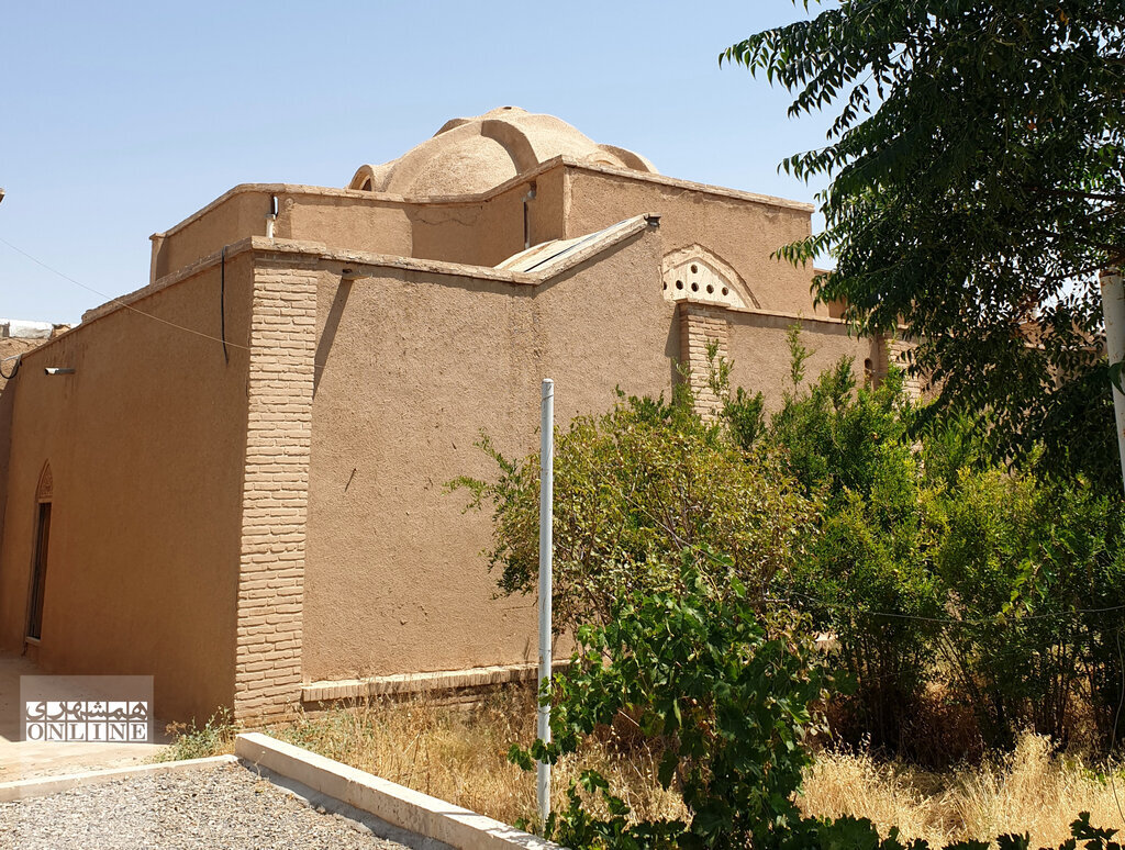 در بارگاه سلاطین عقل