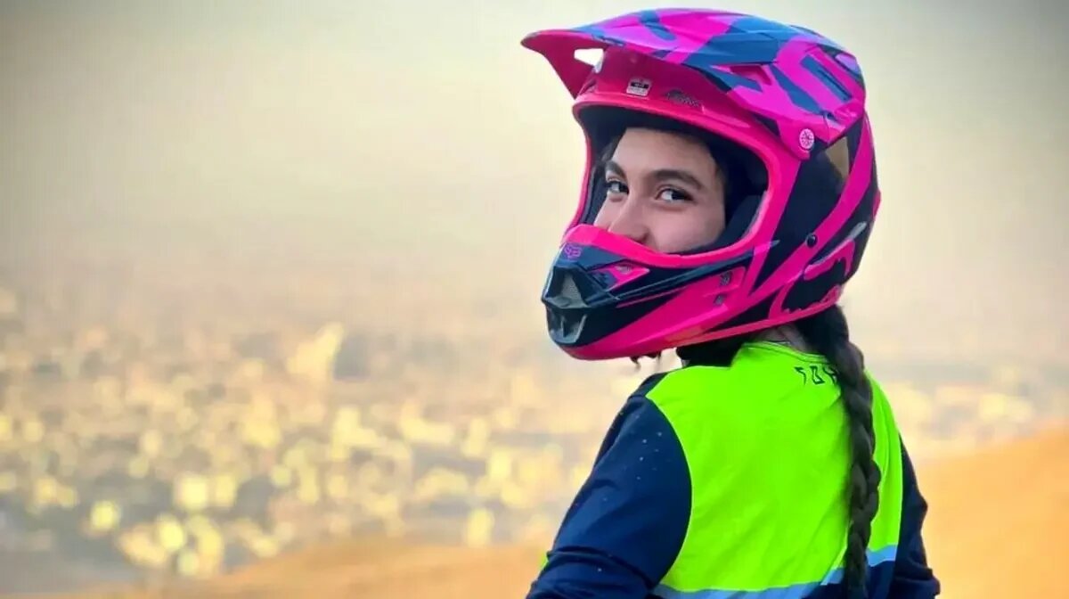 النا همچنان در کما؛ آخرین وضعیت دختر ورزشکار ایران | دستور فوری وزیر