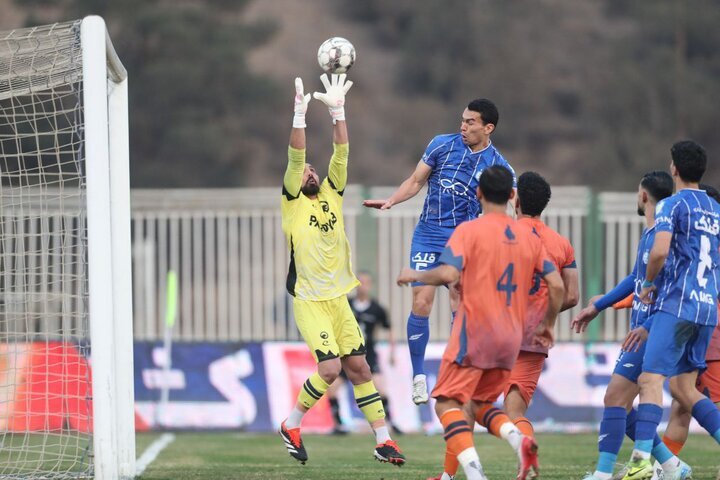 کامبک سخت استقلال برابر تیم دسته دومی و ۱۰ نفره؛ صعود با کمک VAR و در وقت اضافه