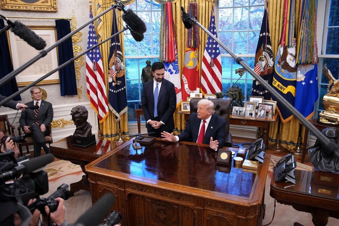 دیدار صمیمانه پس ار ماهها دشمنی و مشاجره؛ ترامپ و ممدانی در کاخ سفید | تصاویر