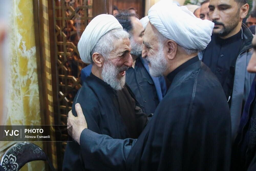 تصویری از دلجویی محسنی اژهای از صدیقی