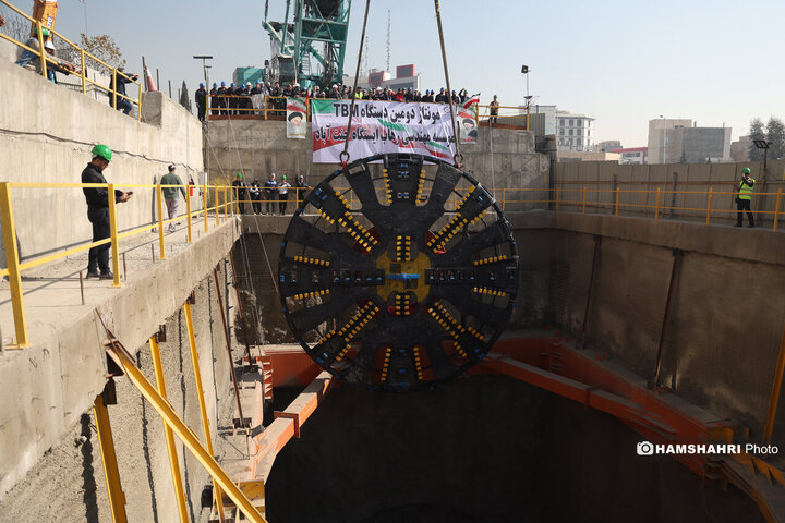 تکمیل دستگاه تی بی ام دوم ، خط 10 مترو