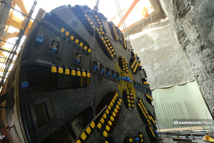 تکمیل دستگاه تی بی ام دوم ، خط 10 مترو