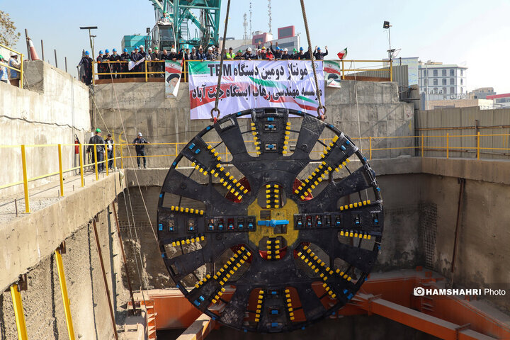 تکمیل دستگاه تی بی ام دوم ، خط 10 مترو