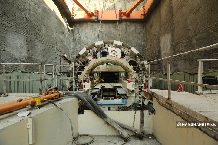 تکمیل دستگاه تی بی ام دوم ، خط 10 مترو