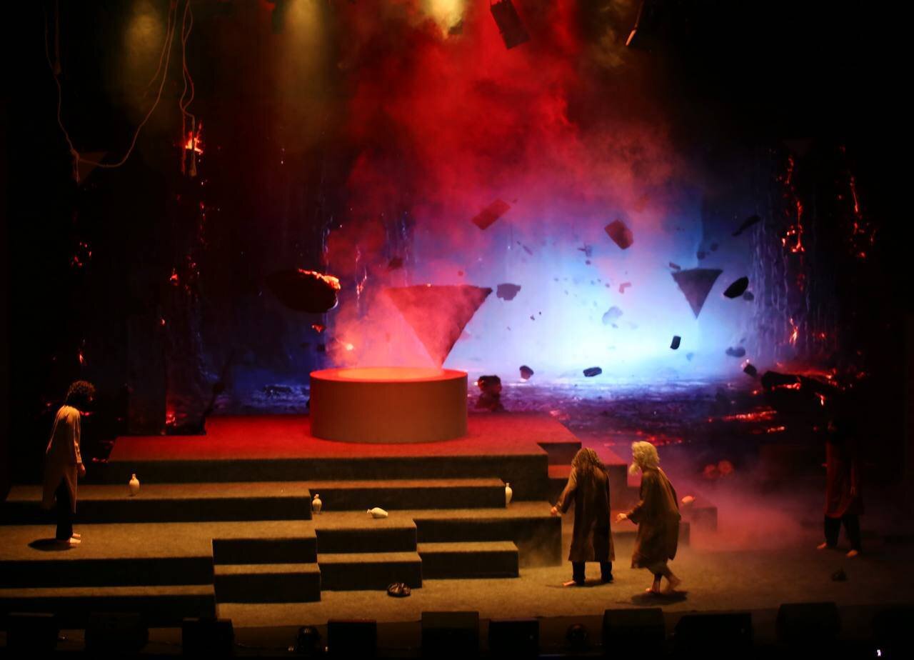 "هامان" به برج میلاد رفت