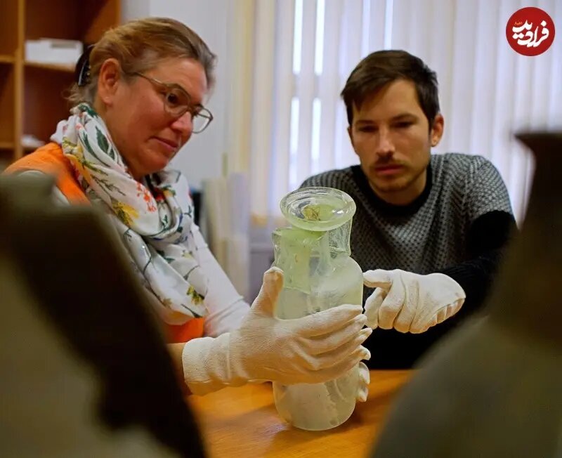 «تابوت رومی» بعد از ۱۷۰۰ سال باز شد؛ از اسکلت تا جواهرات | تصاویر