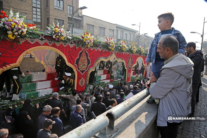 تشییع ۱۰۰ شهید گمنام دفاع مقدس