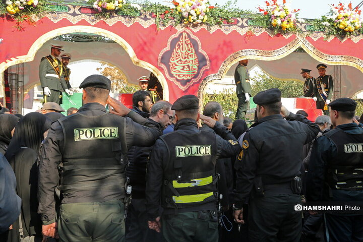 تشییع ۱۰۰ شهید گمنام دفاع مقدس