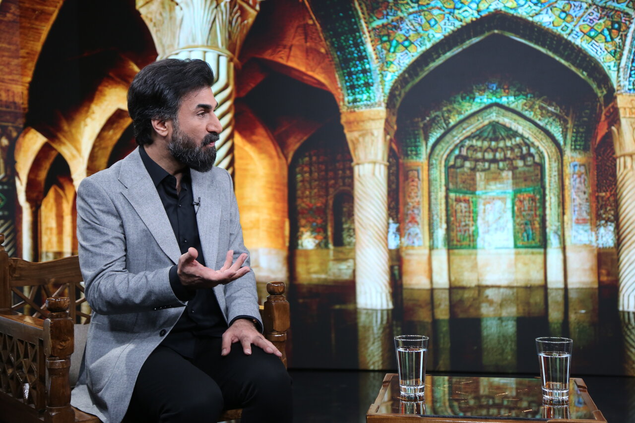 امام رضا سرپرستی‌ام را بر عهده گرفت