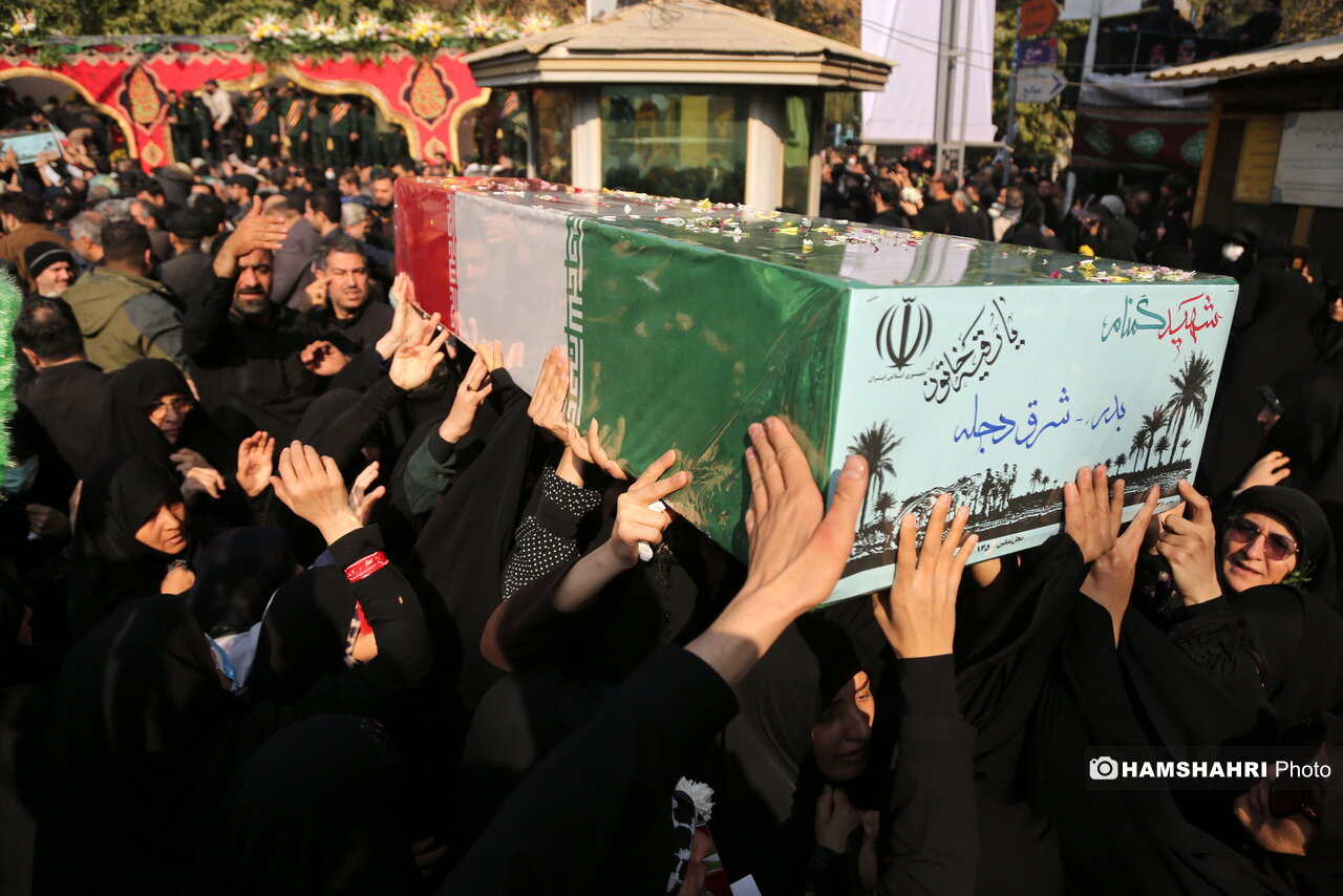 آیین تشییع پیکر پاک یکصد شهید گمنام دفاع مقدس در تهران ۲