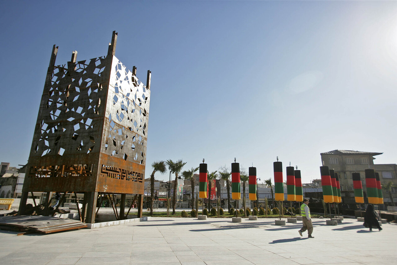 خط زیبا خاک را زر می‌کند