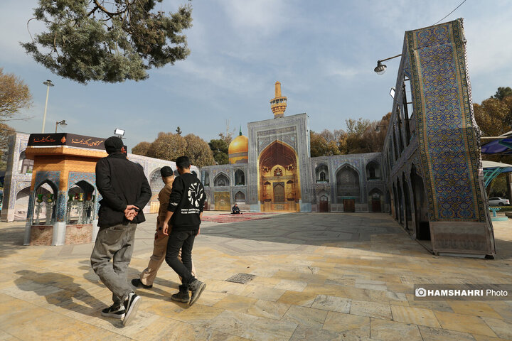 بازنمایی صحن انقلاب حرم رضوی در میدان نبوت
