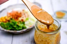 ۶ سس شگفت‌انگیز با ارده که طعم غذاها را زیر و رو می کند + روش تهیه