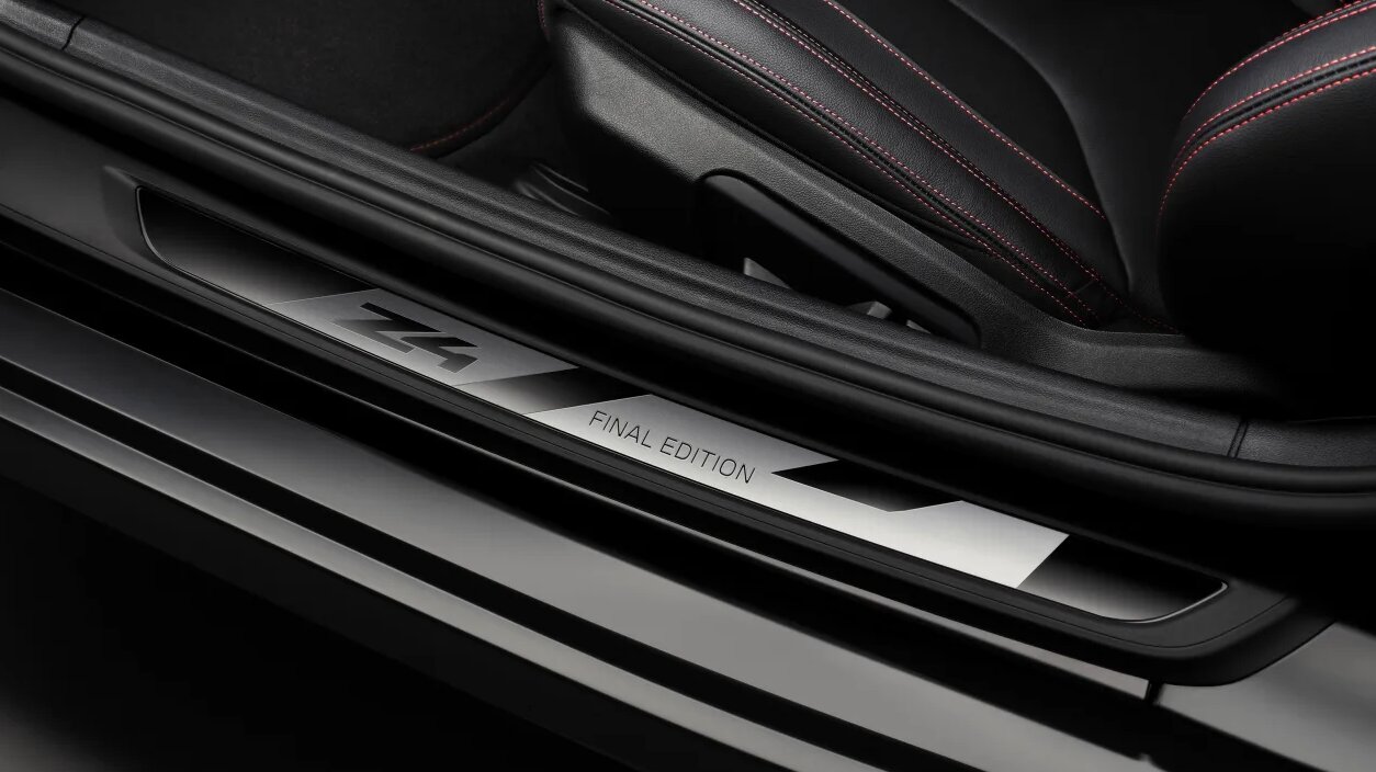 اسطوره محبوب «بی‌ام‌و» در خط پایان | آخرین نسخه Z4 با رنگ خاص و جزئیات کلکسیونی آمد