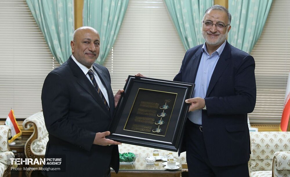 دیدار استاندار کربلا با دکتر زاکانی در حاشیه اجلاس شهری