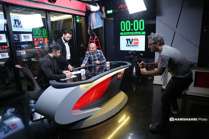 برنامه پارک وی در تلویزیون اینترنتی همشهری