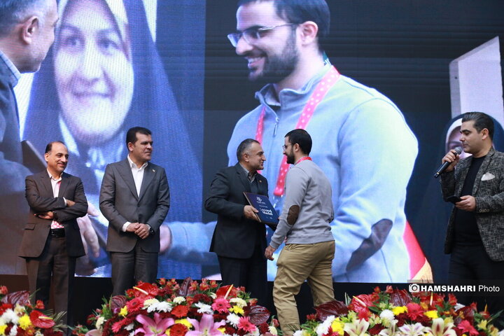 اختتامیه اولین دوره رقابت های بین المللی برنامه سازی و هوش مصنوعی رایان